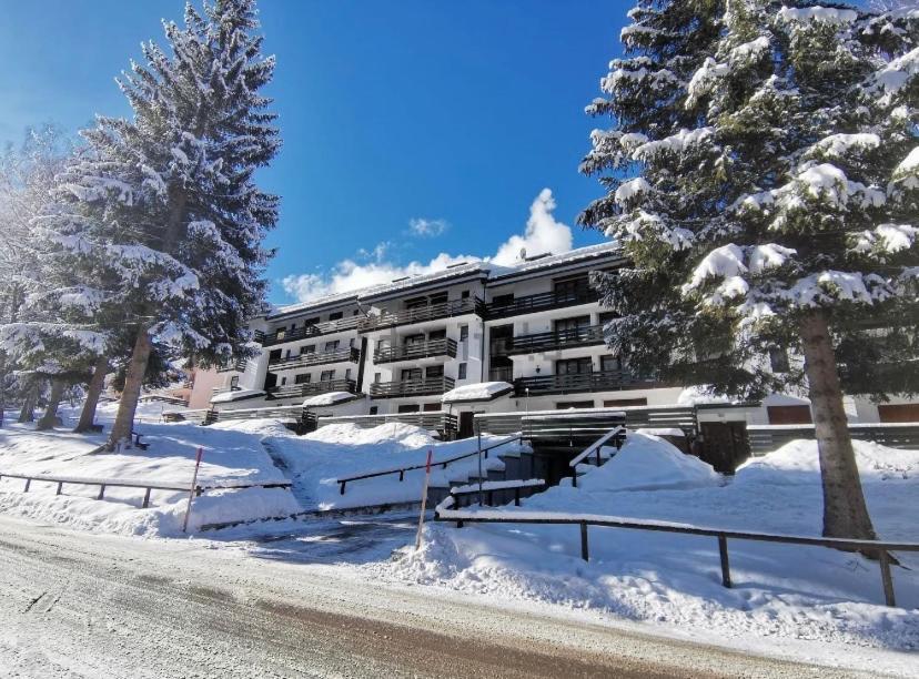Апартаменты La Finestra Sul Brenta Con Posto Auto Privato Al Centro Di Mad Di Campiglio Cipat O22233-At-O13262 Фольгарида Экстерьер фото
